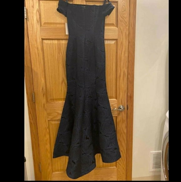 Nicole Bakti Memaid Dress Style 581 - Picture 4 of 15